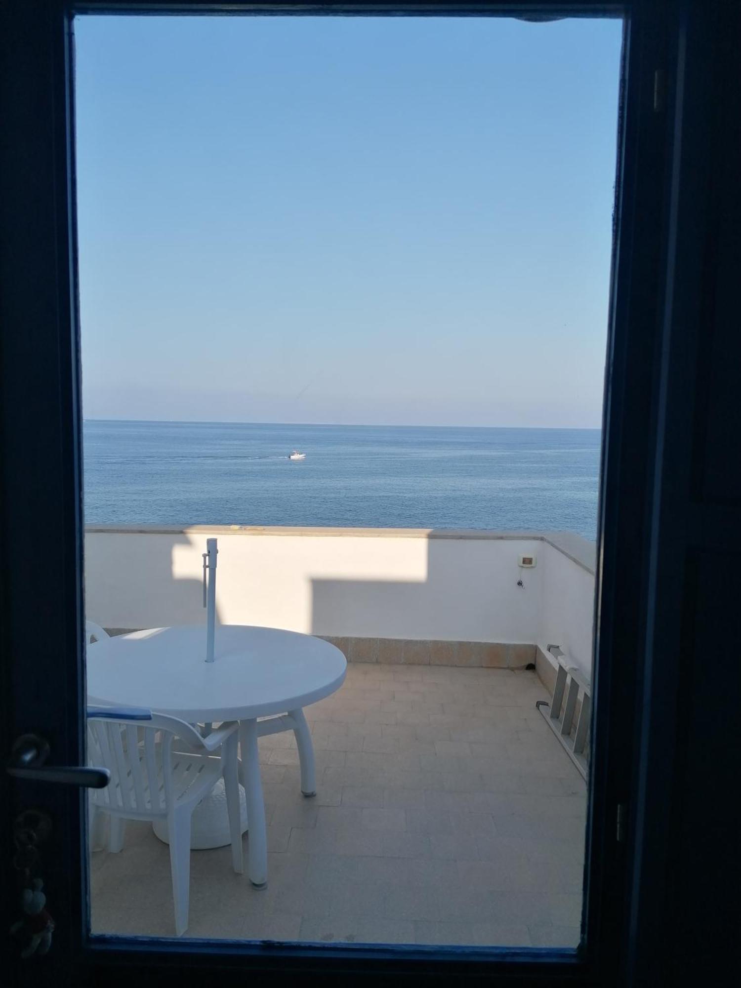 Dimora Tipica Vista Mare Apartamento Marettimo Exterior foto